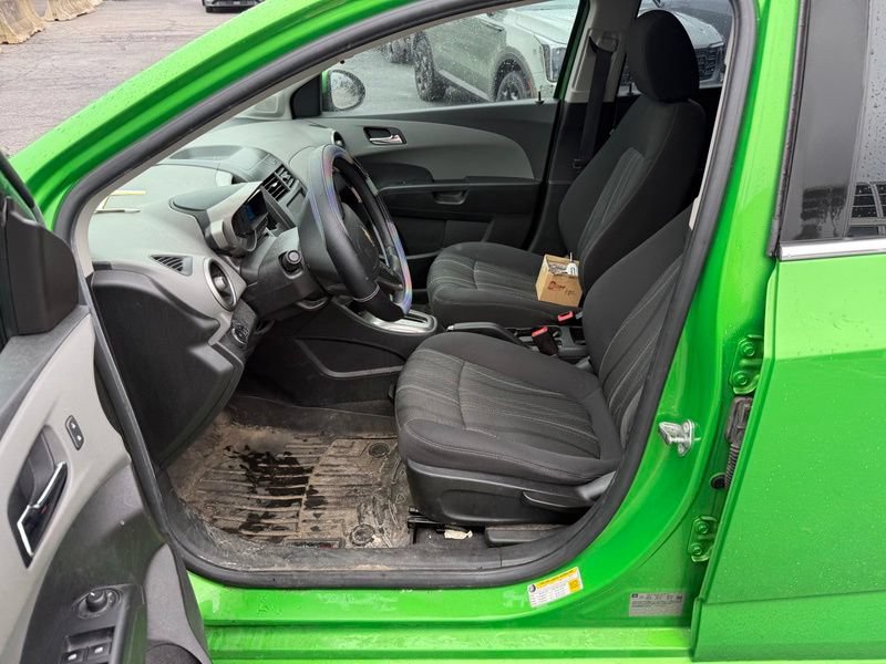 Used 2015 Chevrolet Sonic LT FWD image 9