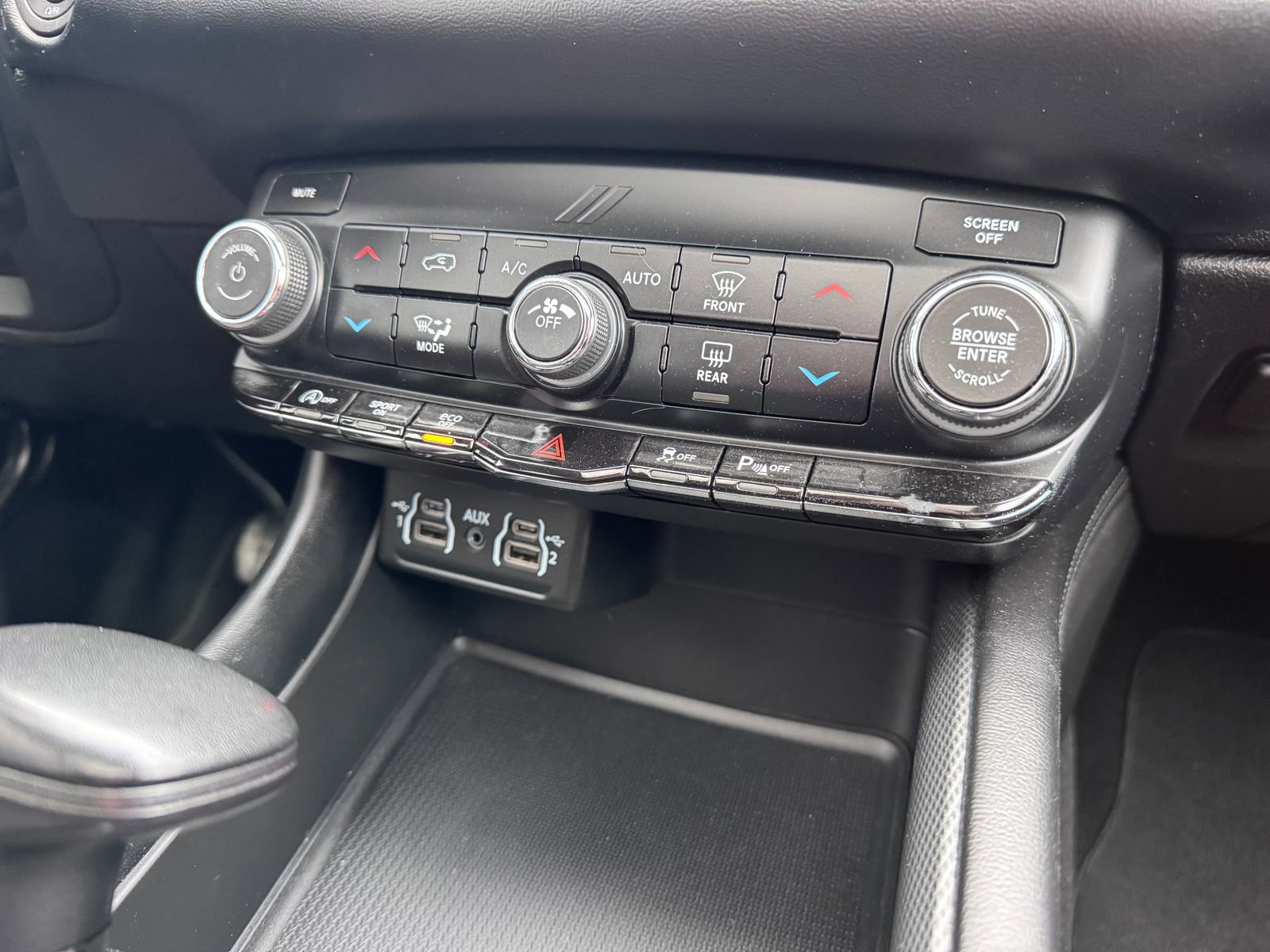 Used 2021 Dodge Durango GT image 19