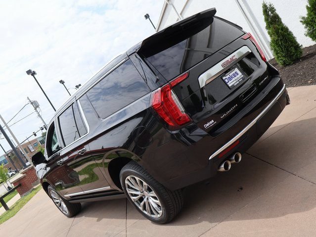 Used 2022 GMC Yukon XL Denali AWD/4WD image 5