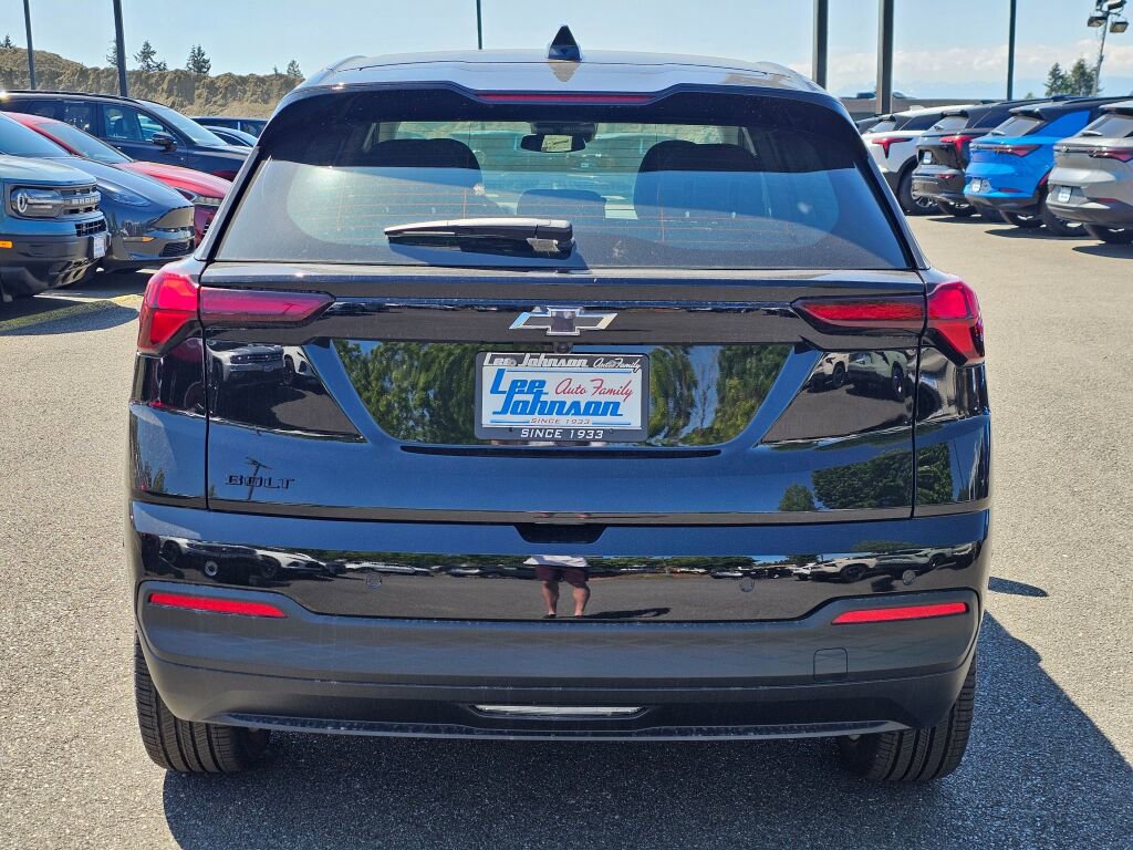 New 2027 Chevrolet Bolt LT w/ Comfort Package FWD image 6