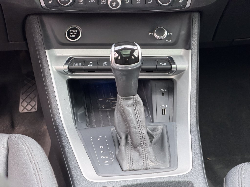Used 2021 Audi Q3 2.0T Premium Plus w/ Premium Plus Package AWD/4WD image 23