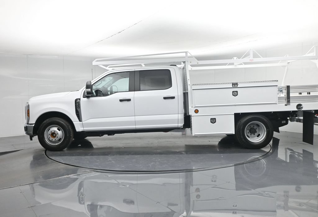 New 2026 Ford F350 XL w/ XL Chrome Package RWD image 4