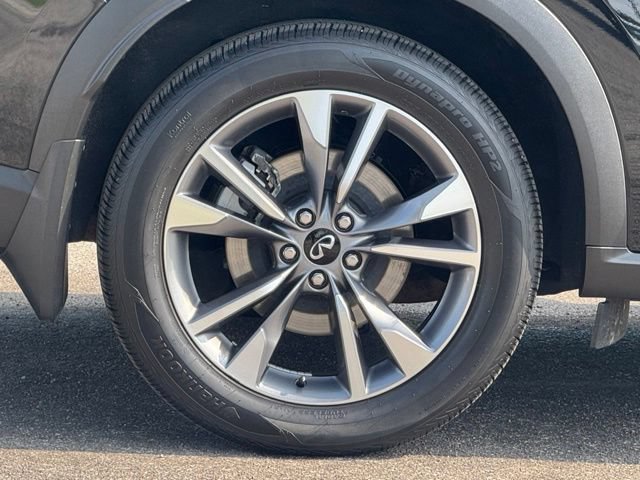 Used 2024 INFINITI QX60 Luxe AWD/4WD image 3