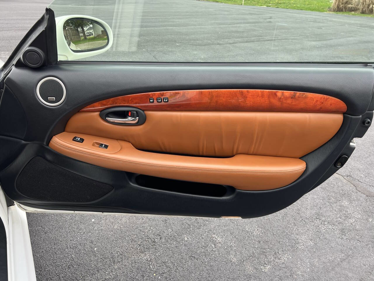 Used 2005 Lexus SC 430 Convertible image 27