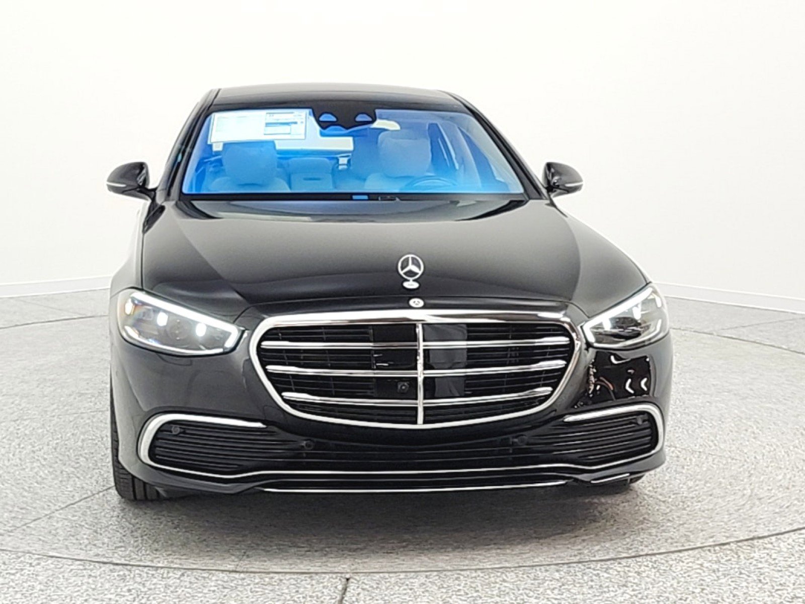 New 2026 Mercedes-Benz S 500 4MATIC image 2