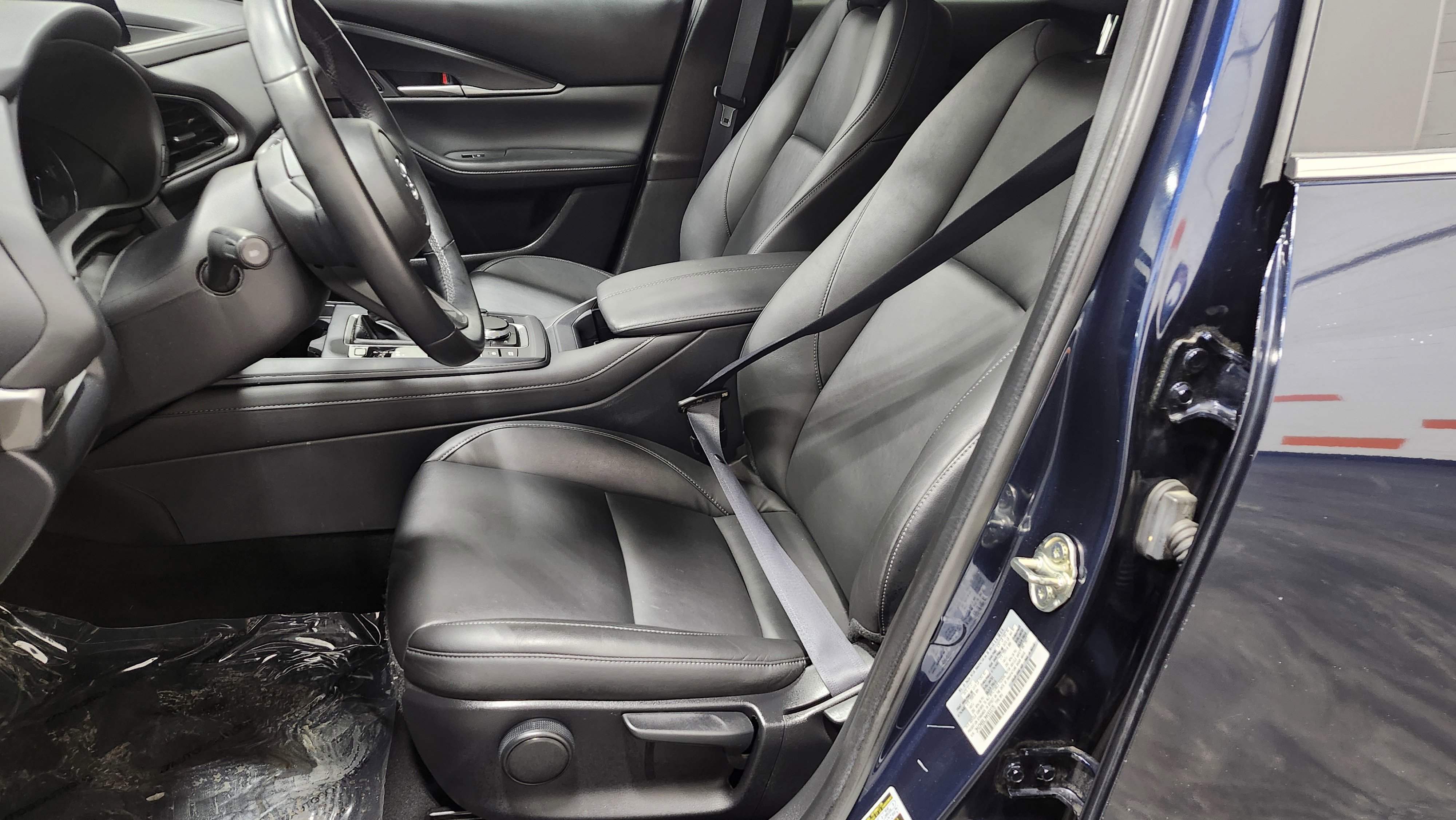 Used 2021 MAZDA CX-30 AWD 2.5 S w/ Select Package image 24