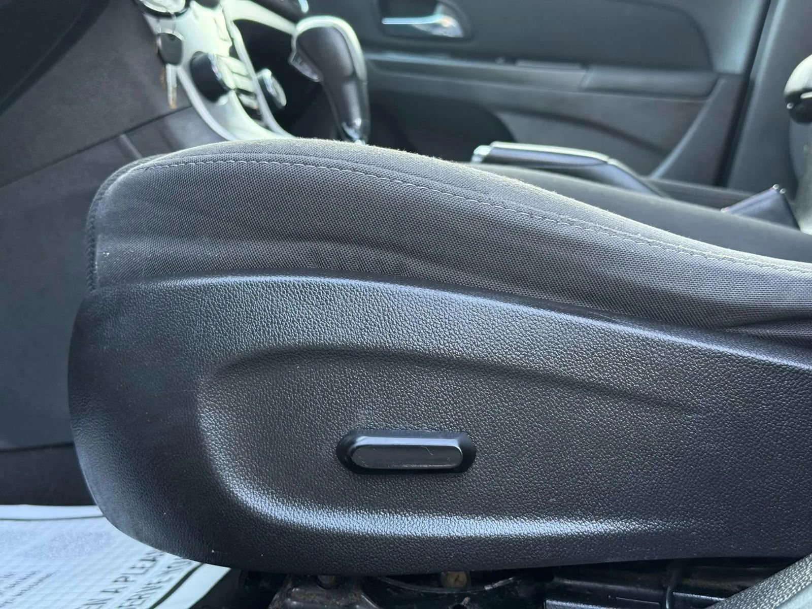 Used 2016 Chevrolet Cruze LT w/ Sun And Sound Package image 19