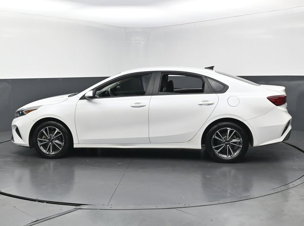 Used 2022 Kia Forte LXS image 8