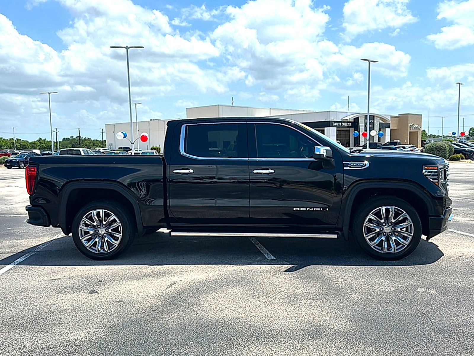 Used 2024 GMC Sierra 1500 Denali w/ Denali Reserve Package RWD image 9