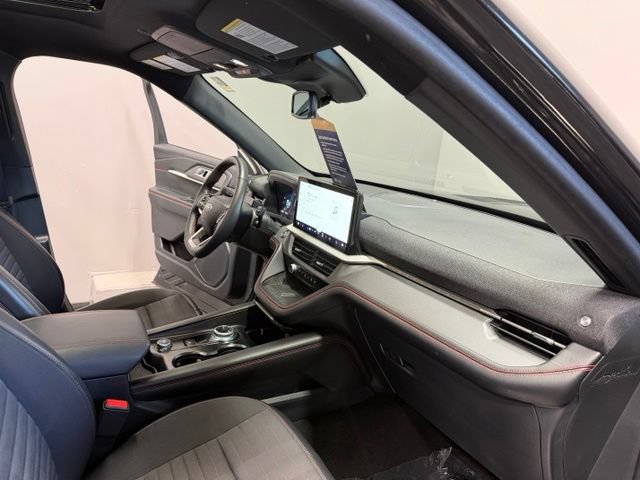 Used 2025 Ford Explorer ST-Line w/ Premium Package AWD/4WD image 27