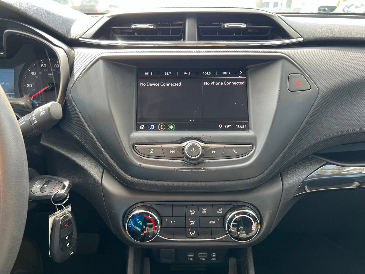 Used 2021 Chevrolet TrailBlazer LS FWD image 17