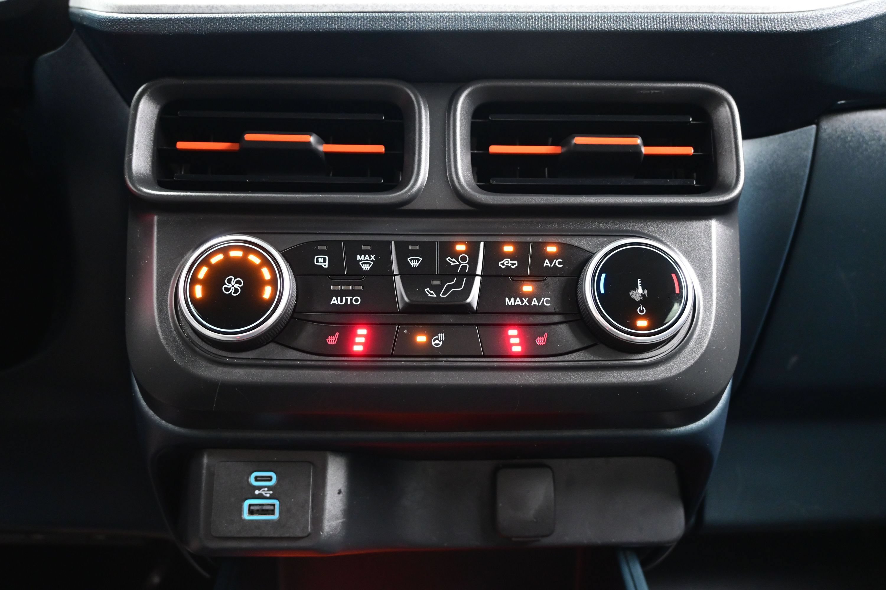 Used 2023 Ford Maverick XLT w/ XLT Luxury Package FWD image 20