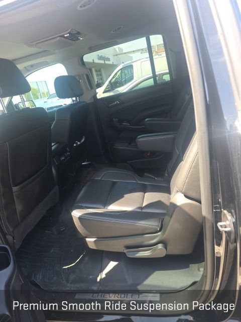 Used 2018 Chevrolet Suburban LT w/ LT Signature Package AWD/4WD image 13