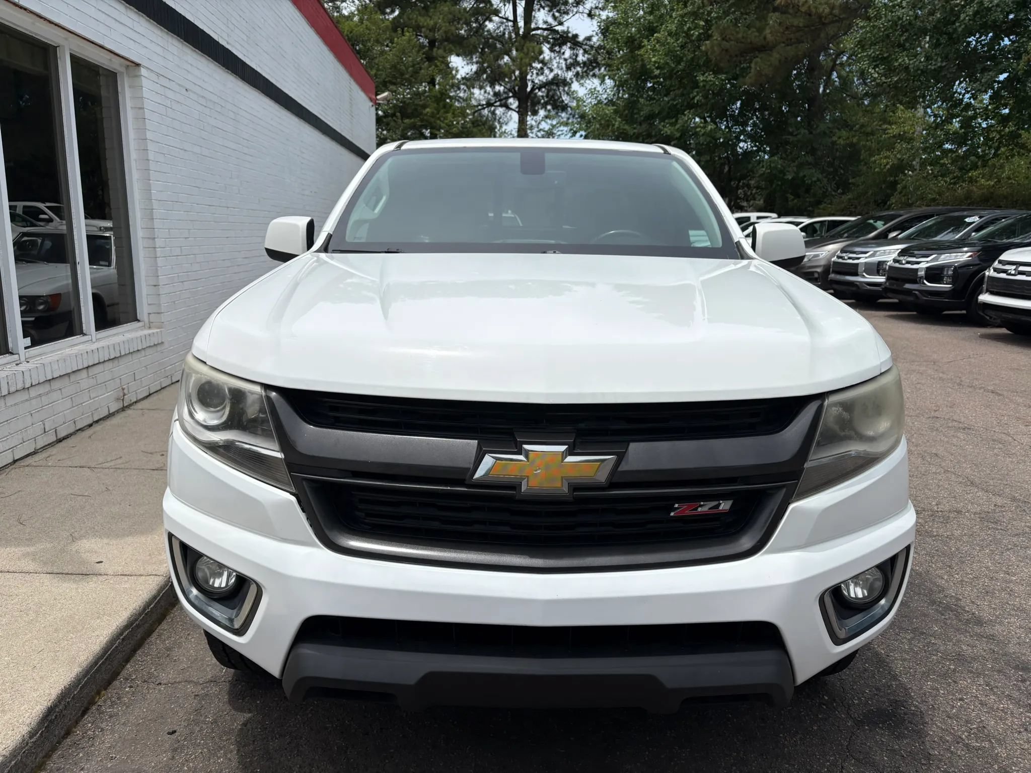 Used 2016 Chevrolet Colorado Z71 AWD/4WD image 3