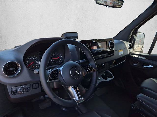 New 2026 Mercedes-Benz Sprinter 2500 image 3