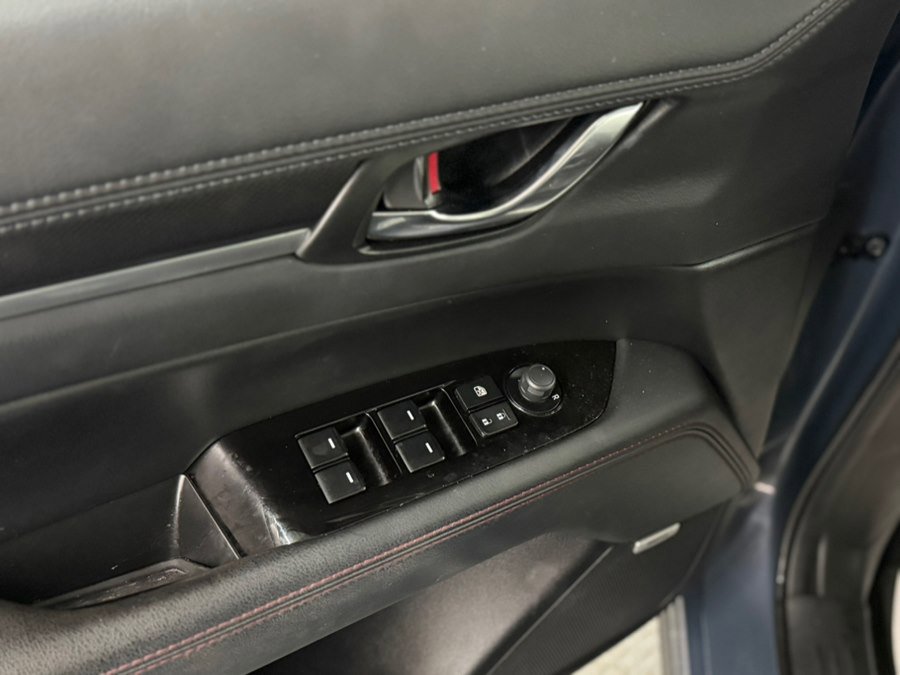 Used 2021 MAZDA CX-5 Carbon Edition image 31