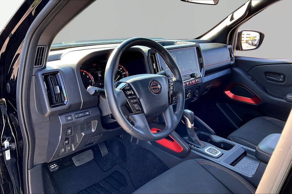 Used 2026 Nissan Frontier PRO-4X AWD/4WD image 18