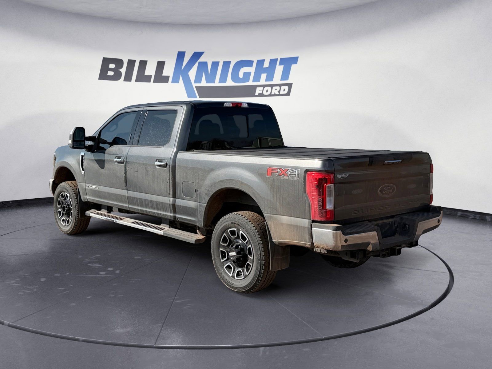 Used 2019 Ford F250 Lariat w/ Chrome Package image 3