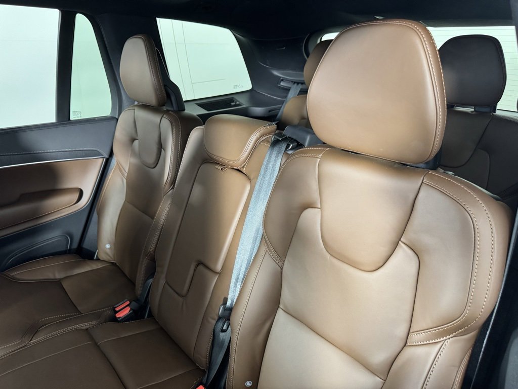 Certified 2024 Volvo XC90 T8 Ultimate w/ Protection Package Premier image 14