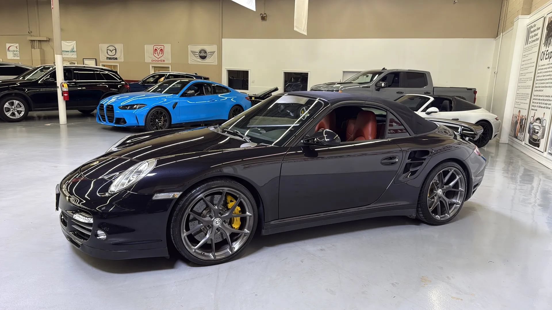 Used 2011 Porsche 911 Turbo S AWD/4WD image 32