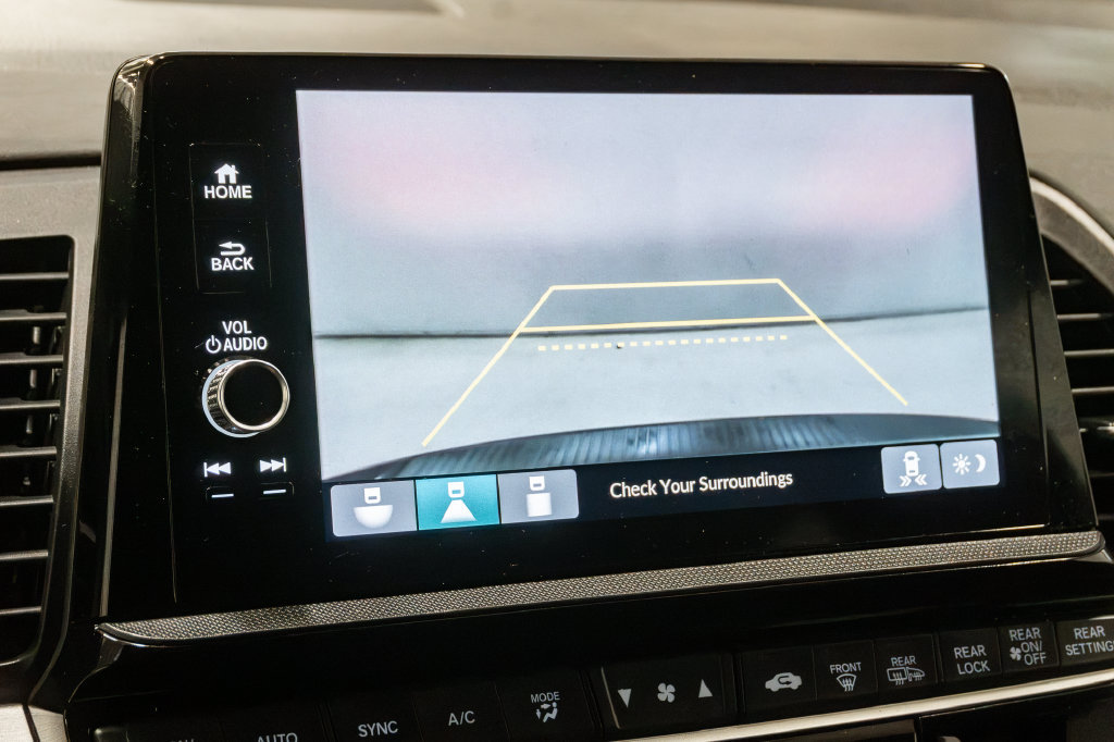 Used 2025 Honda Odyssey Sport-L image 17