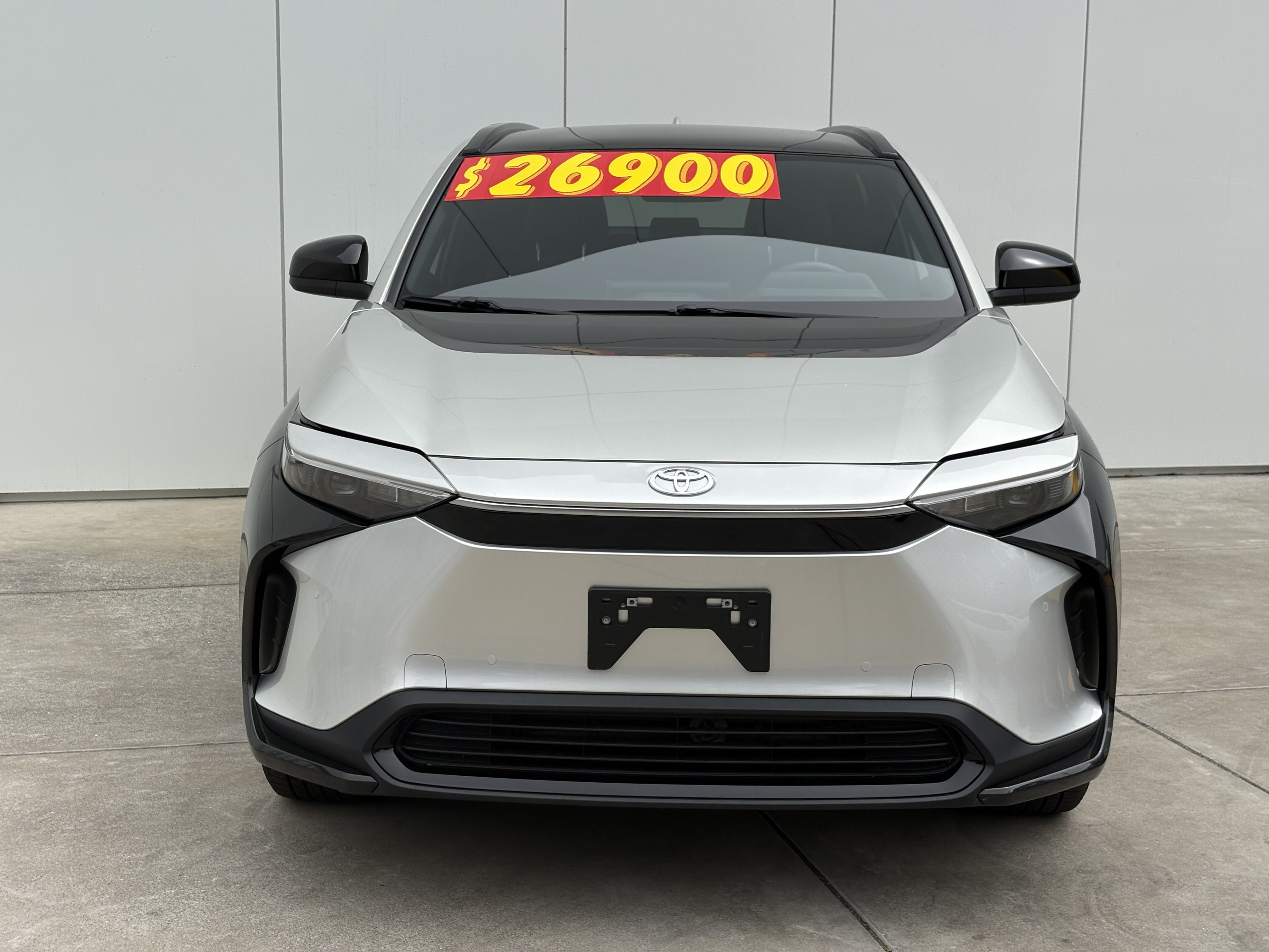 Used 2025 Toyota bZ4X AWD w/ Weather Package image 3