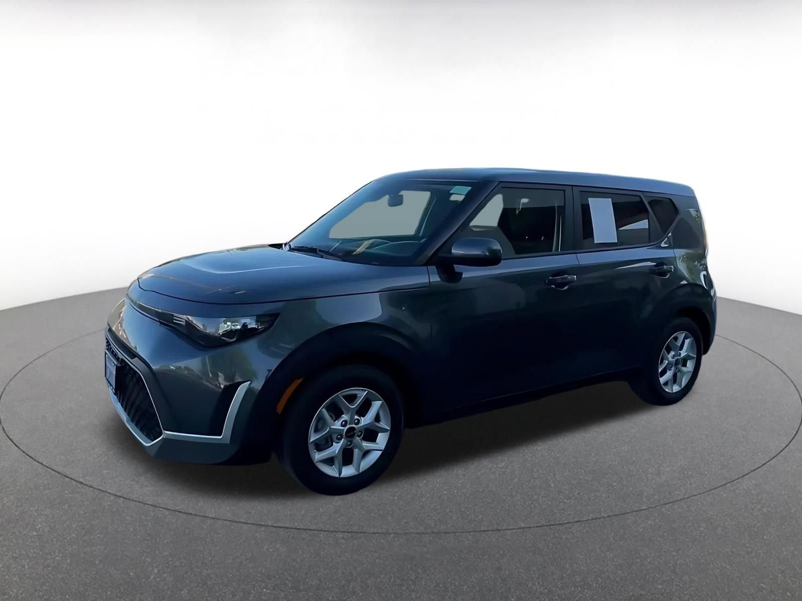 Used 2025 Kia Soul LX w/ LX Technology Package image 7