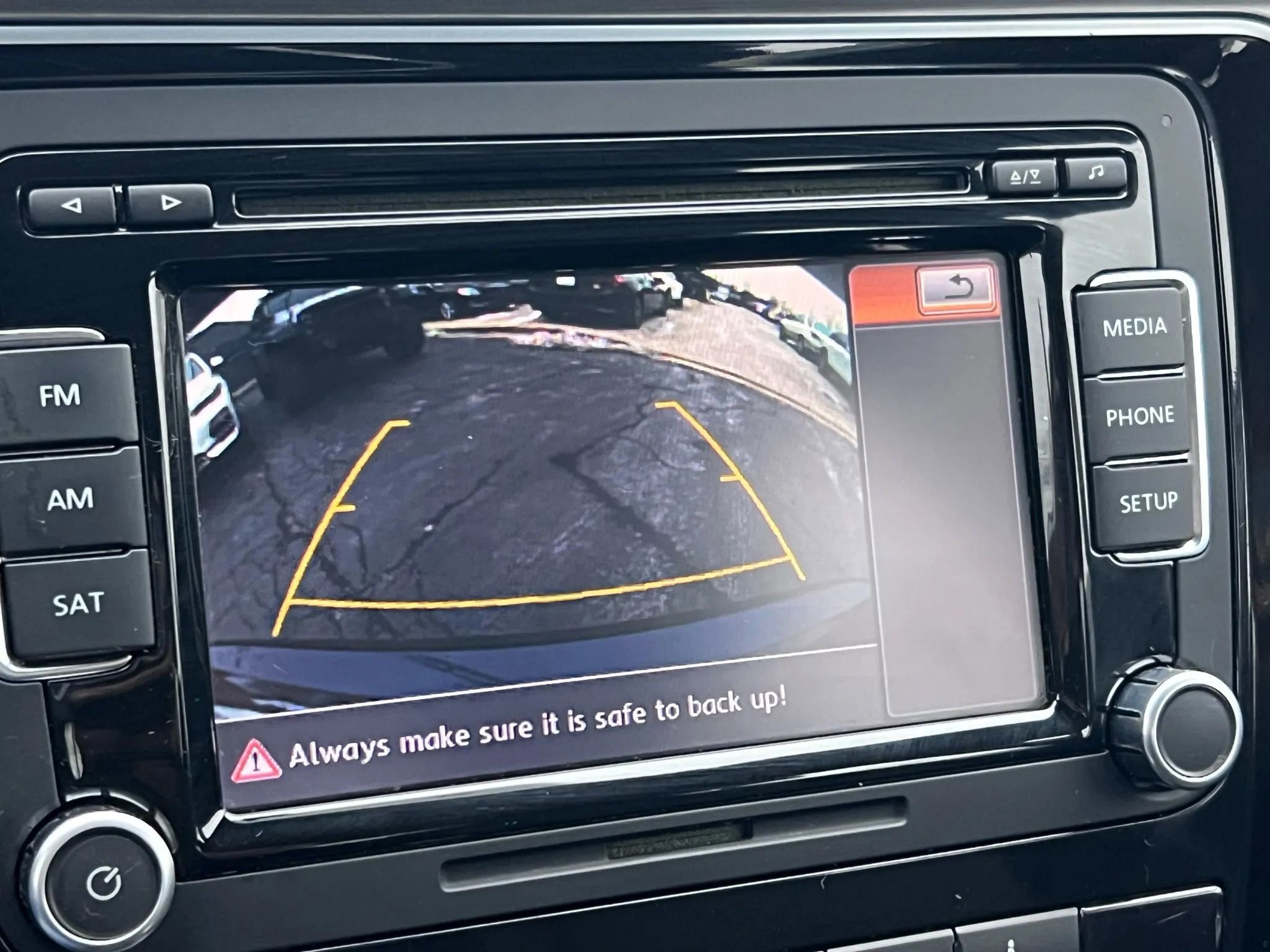 Used 2015 Volkswagen Passat TDI SE FWD image 14
