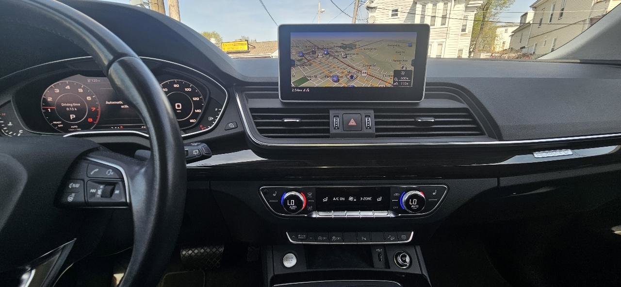 Used 2019 Audi Q5 2.0T Premium Plus image 13