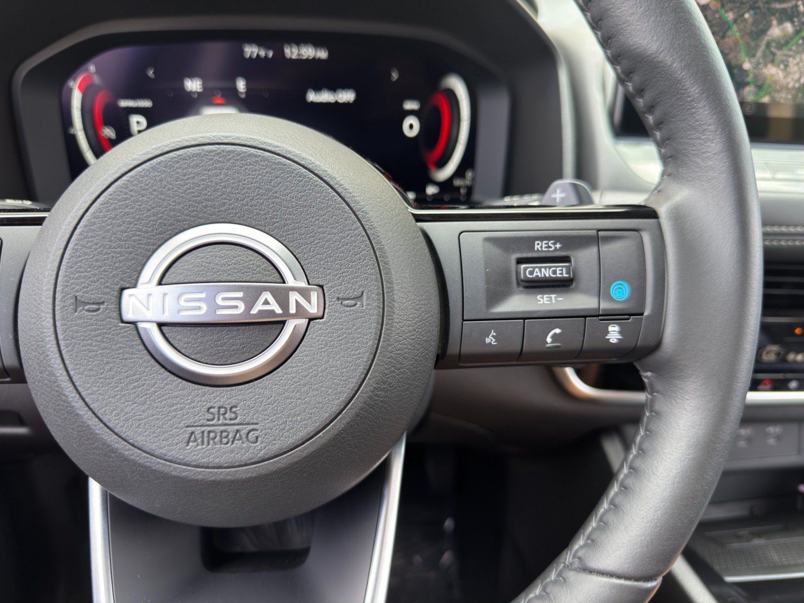 Used 2024 Nissan Rogue SL w/ SL Premium Package FWD image 22