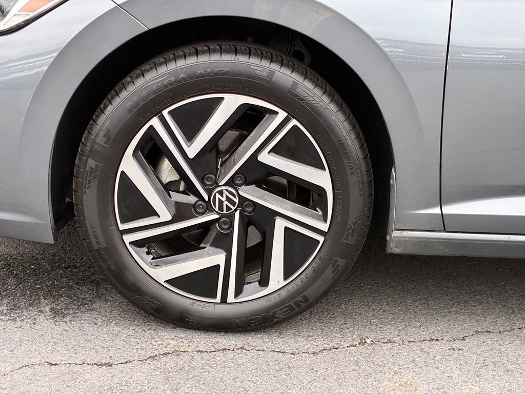 Used 2024 Volkswagen Jetta SEL FWD image 52