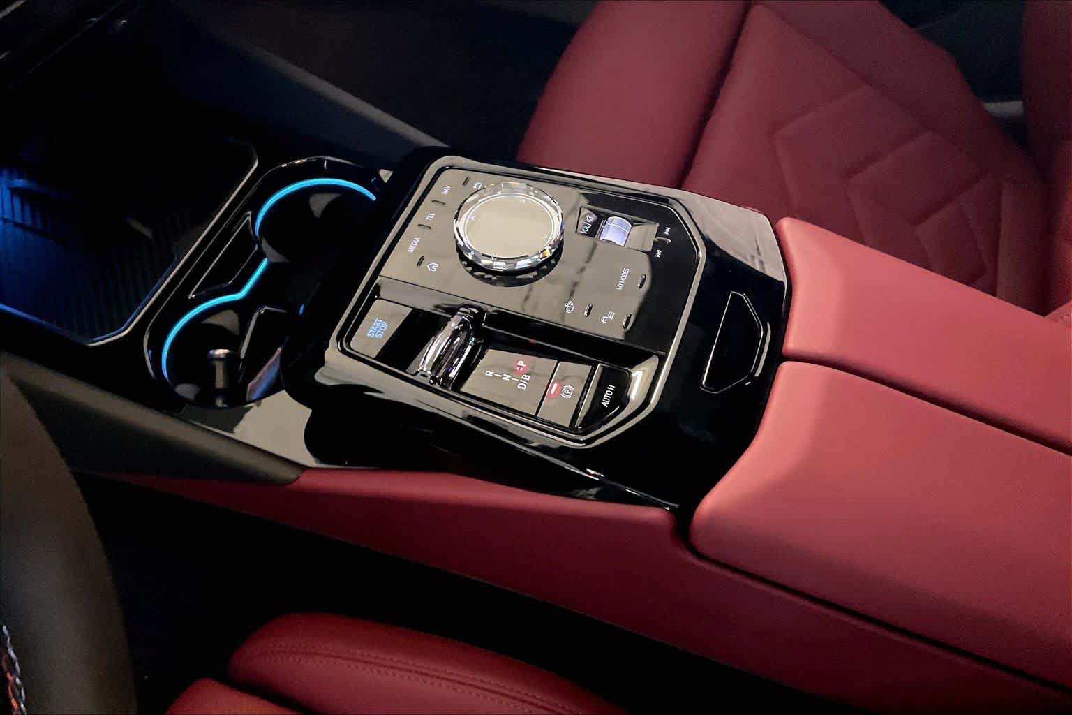 New 2026 BMW i5 M60 w/ Executive Package AWD/4WD image 7