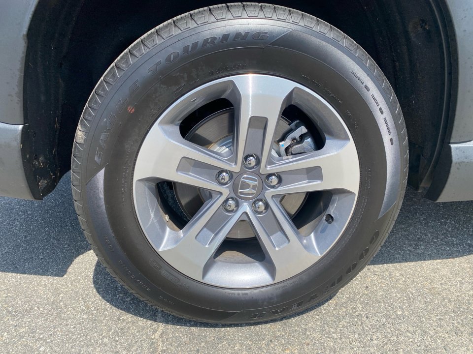 Certified 2025 Honda Pilot EX-L image 27