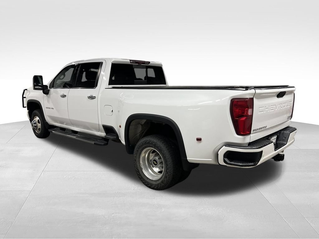 Used 2020 Chevrolet Silverado 3500 High Country w/ Technology Package AWD/4WD image 7