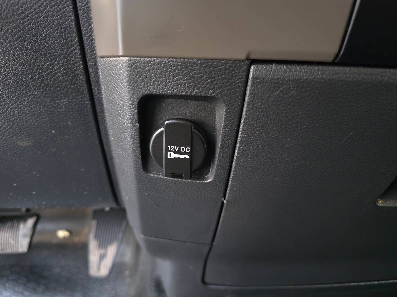 Used 2012 RAM 1500 ST w/ Trailer Brake Control Group RWD image 32