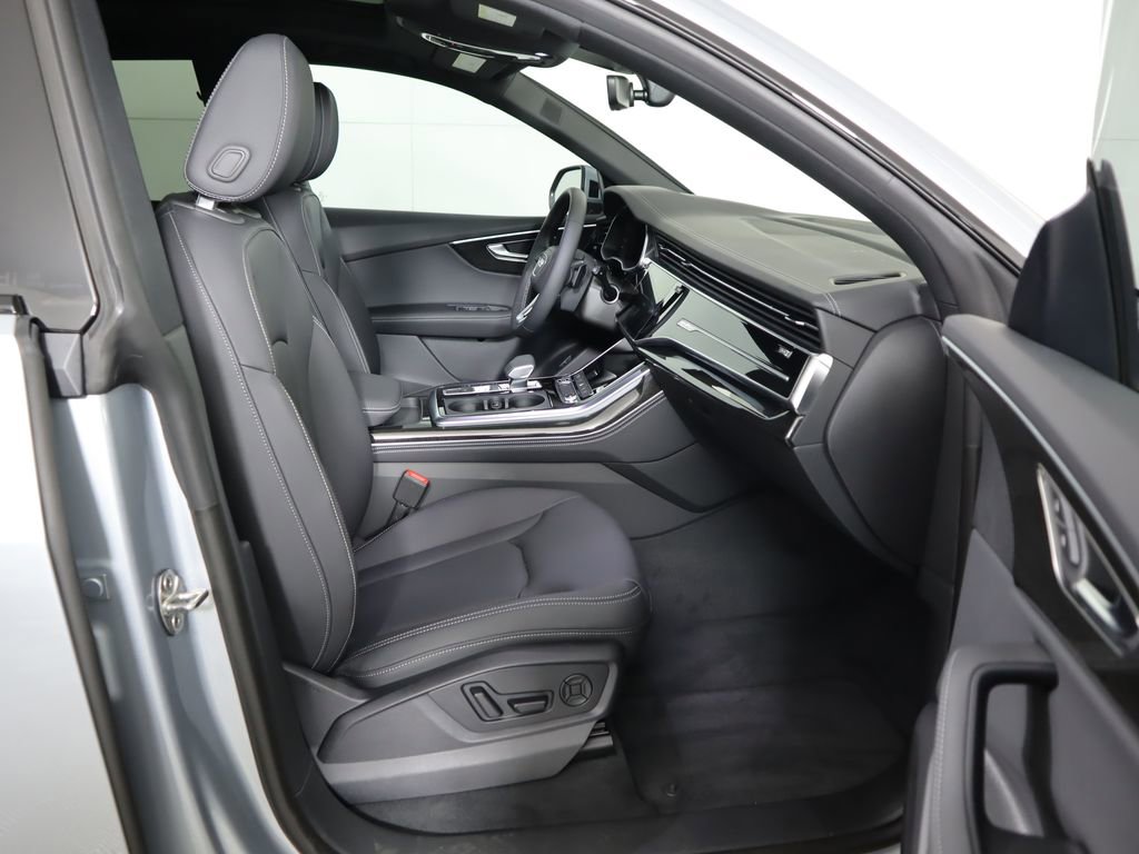 New 2025 Audi Q8 Premium Plus image 21