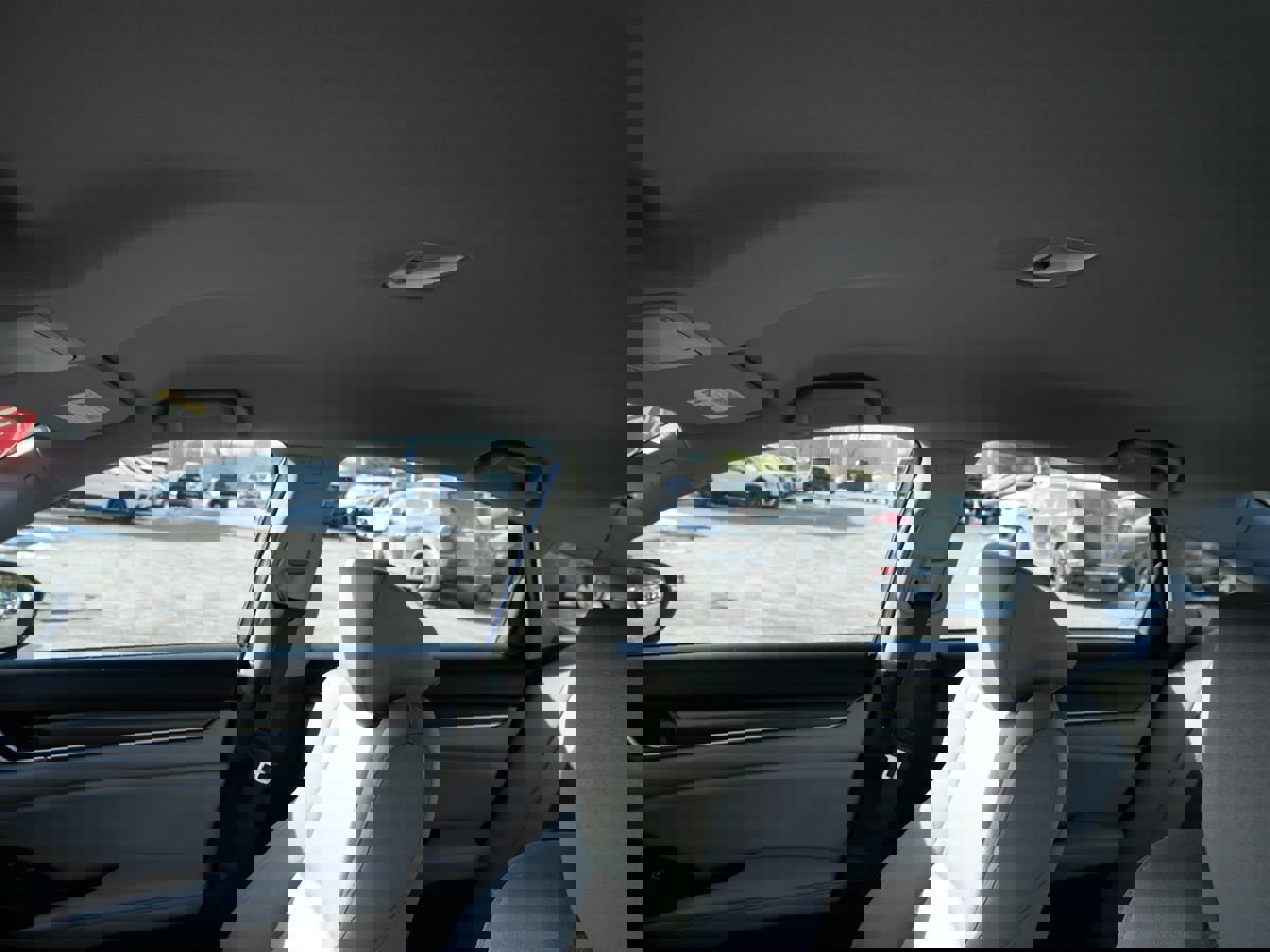 Used 2019 Honda Accord LX image 11