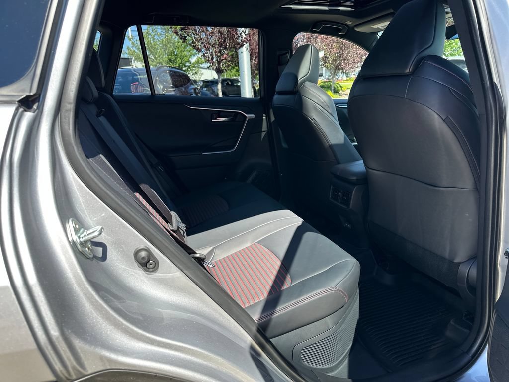 Certified 2025 Toyota RAV4 XSE AWD/4WD image 15