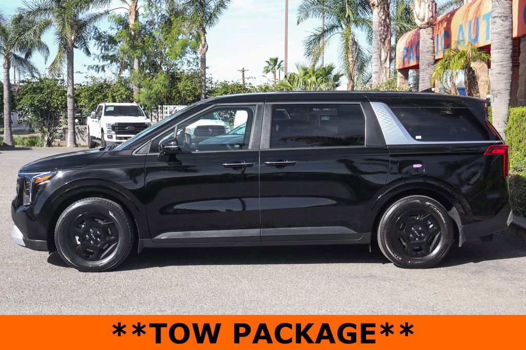 Used 2025 Kia Carnival image 5