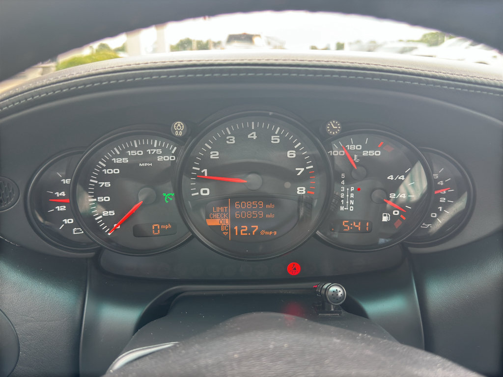 Used 2002 Porsche 911 Carrera RWD image 3