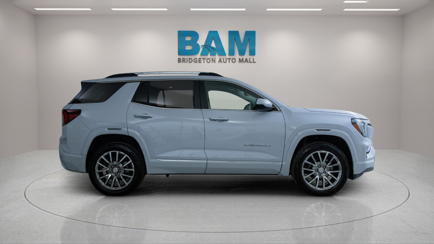 Used 2027 GMC Terrain Denali w/ LPO, Floor Liner Package AWD/4WD image 8