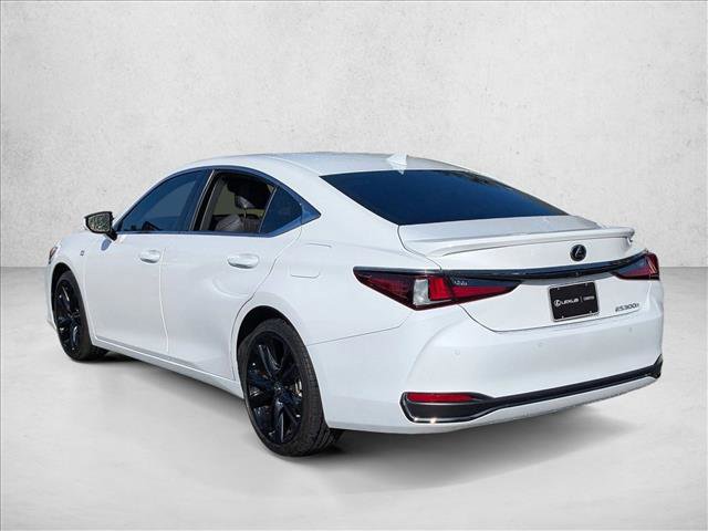 Used 2023 Lexus ES 300h F Sport image 10