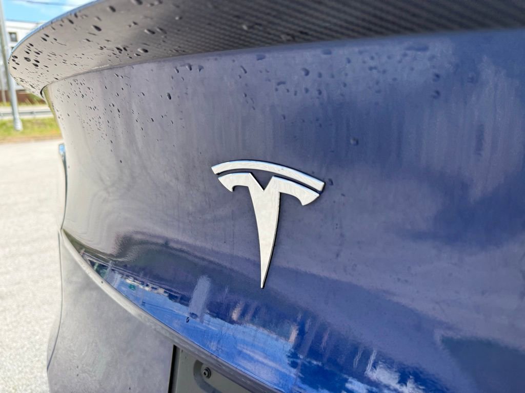 Used 2022 Tesla Model Y Performance image 12