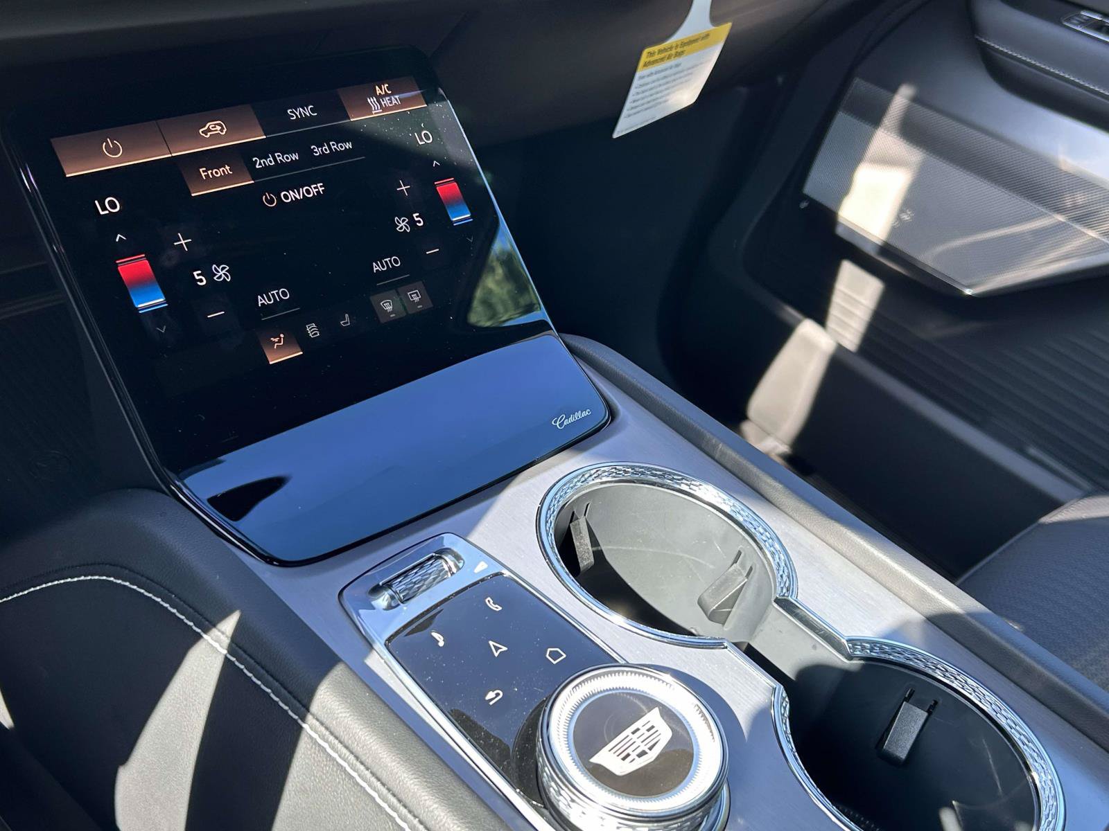 New 2027 Cadillac Vistiq Luxury AWD/4WD image 27
