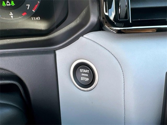 New 2026 Land Rover Range Rover Velar Dynamic SE image 24