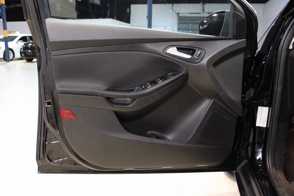 Used 2018 Ford Focus SE image 20