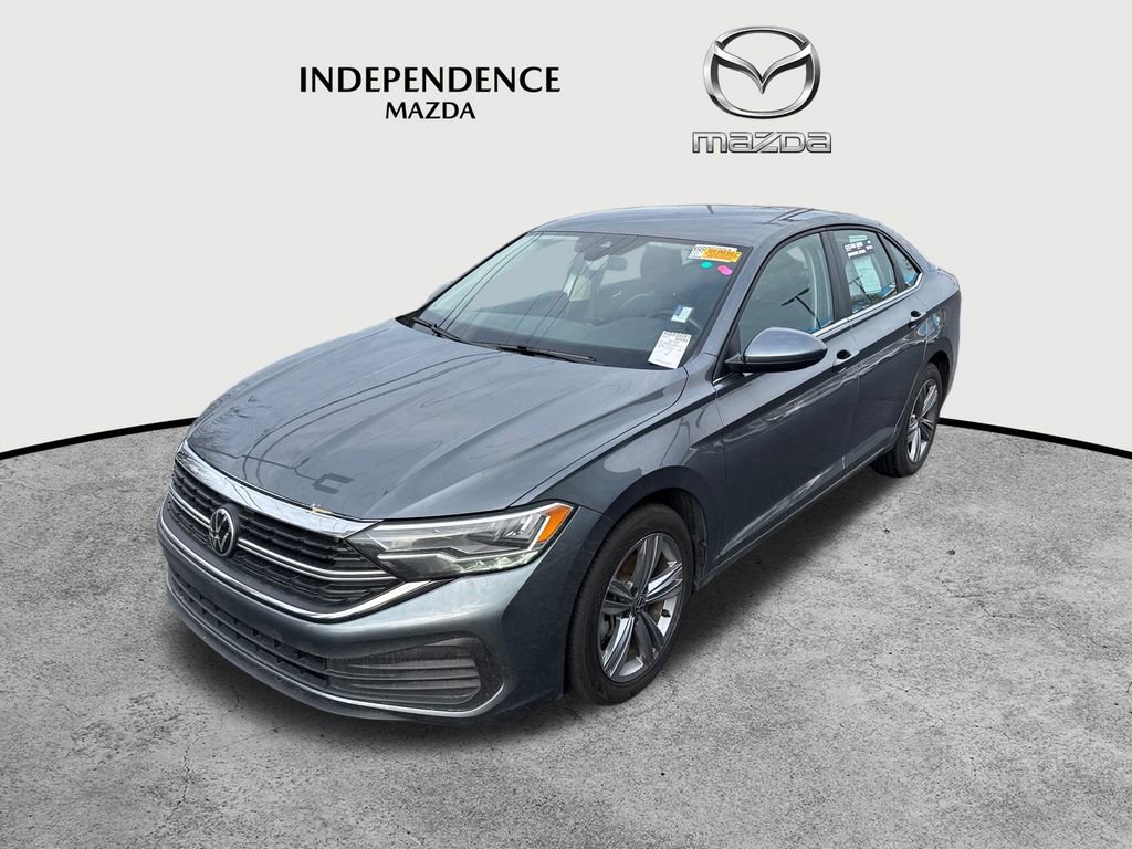 Used 2024 Volkswagen Jetta SE image 7