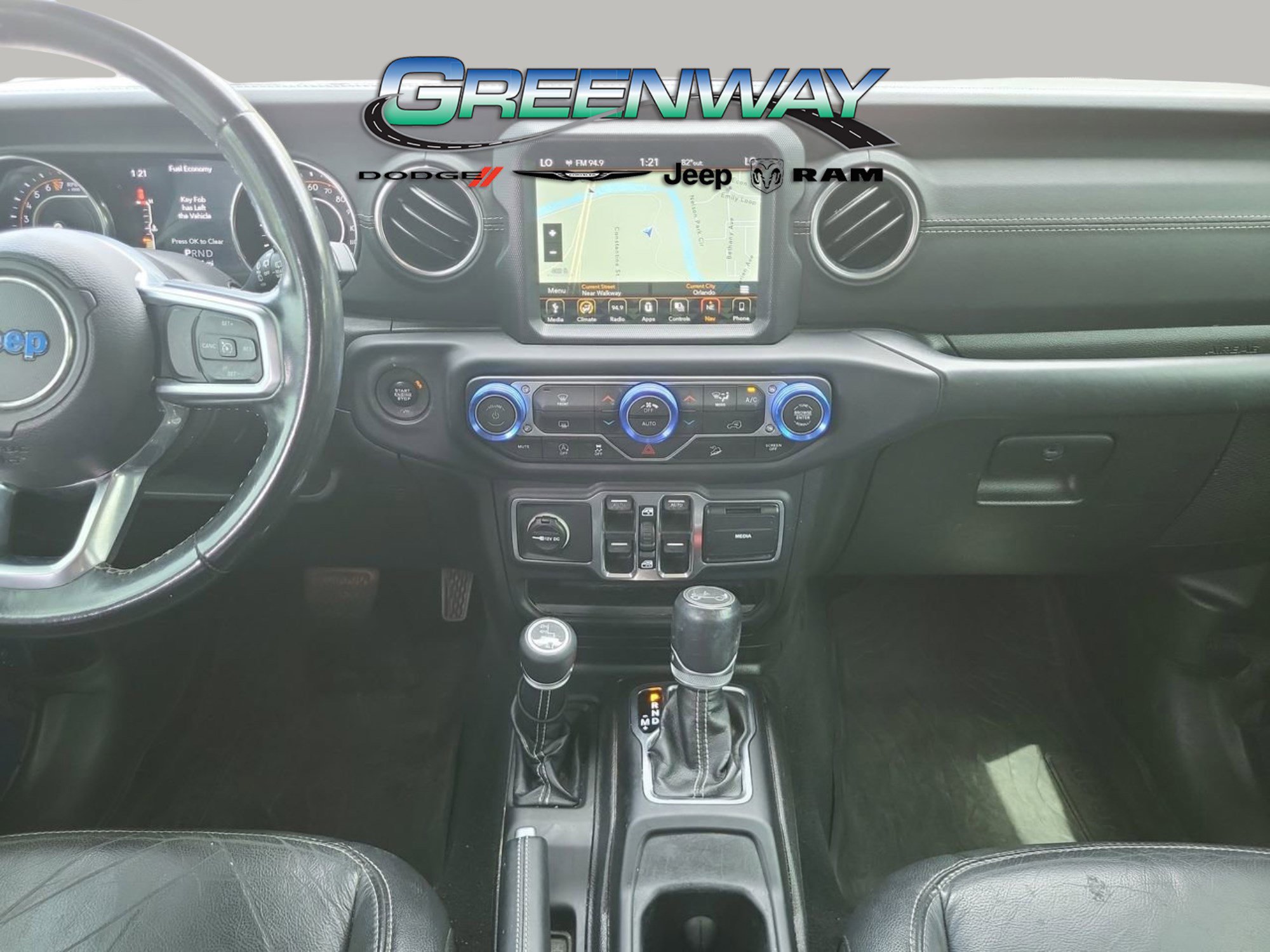 Used 2018 Jeep Wrangler Unlimited Sahara image 10