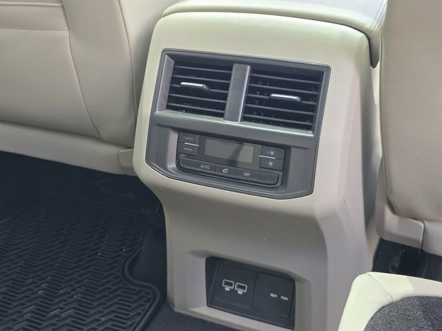 Used 2020 Volkswagen Atlas SEL AWD/4WD image 24