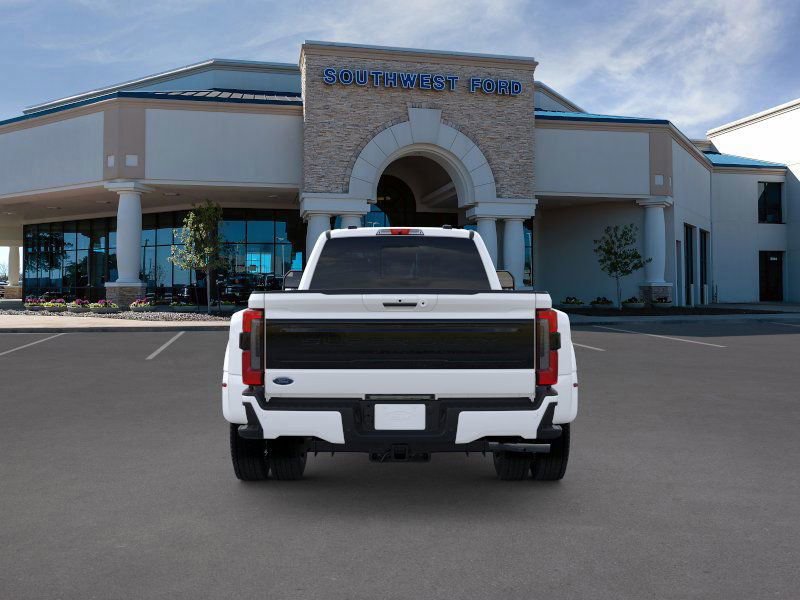 New 2026 Ford F450 Platinum w/ FX4 Off-Road Package image 5